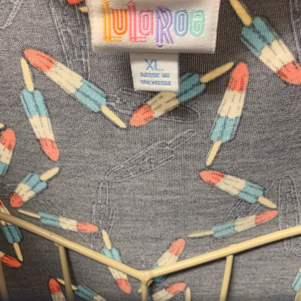 Lularoe - Picture 4 of 4